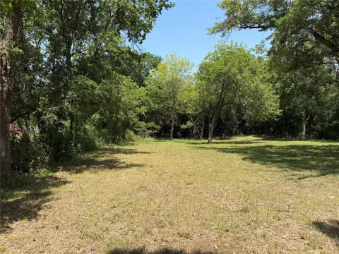 Residential Building Lot Off Highway