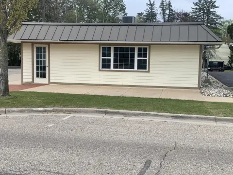 Retail Space in Howard City