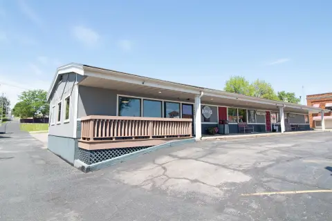 Multi-Use Building with Loading Dock