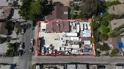 Flat Lot with Existing Residence