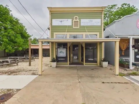 Fredericksburg Retail Space For Lease