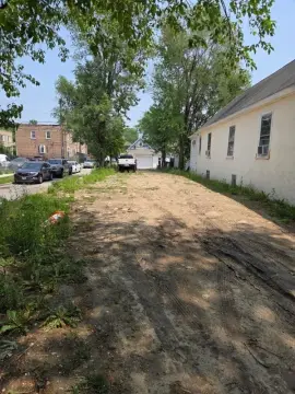 Rogers Park Corner Lot