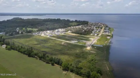 Waterfront Lots in Arbor Landing
