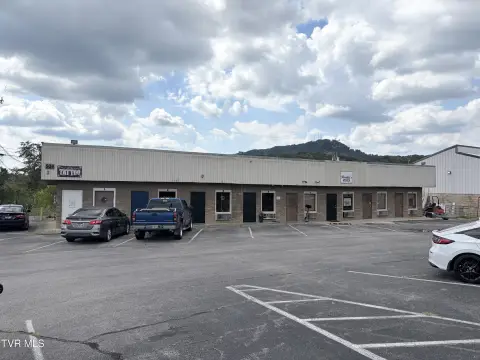 Multi-Unit Strip Mall