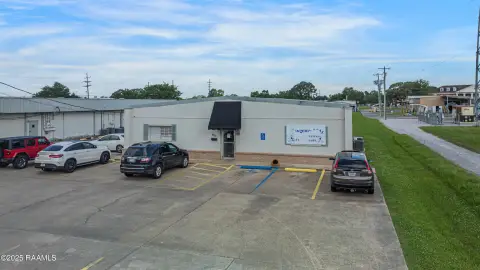 Multi-Use Commercial Building