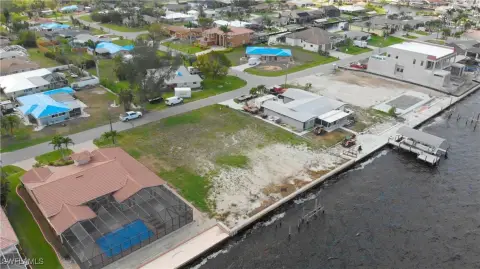 Riverfront Land in Cape Coral