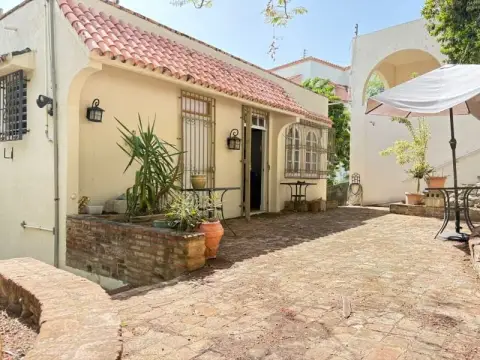 Colonial-Style Triplex with Terrace