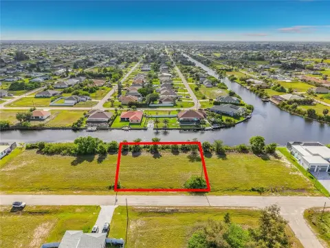 Canal-Front Lot in Cape Coral