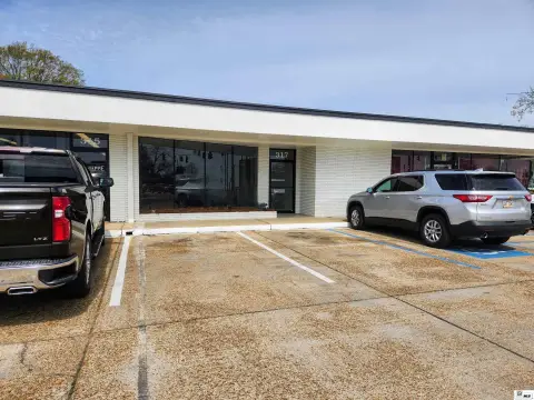 Retail Storefront with Open Flex Space