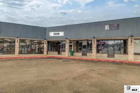 Retail Suite with Storage Area