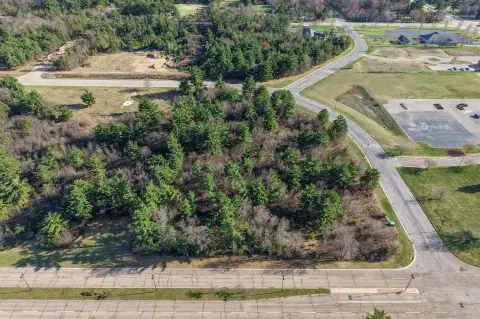 Commercial Land in Woodland Business Park