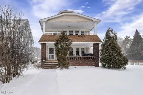 Renovated Duplex with Loft Apartment