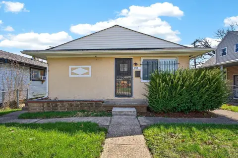 Columbus Duplex in Linden