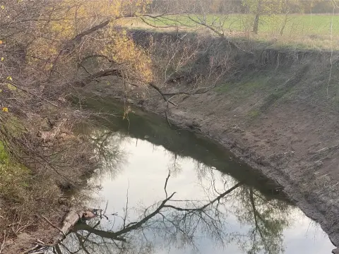 Riverfront Horse Farm Land