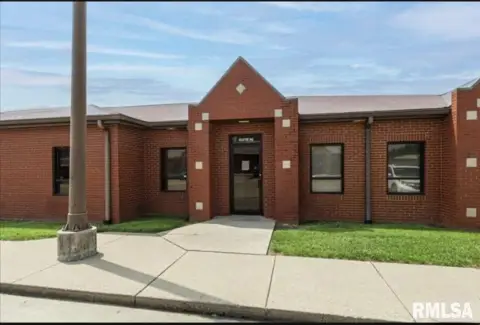 Medical Office Suite with Exam Rooms