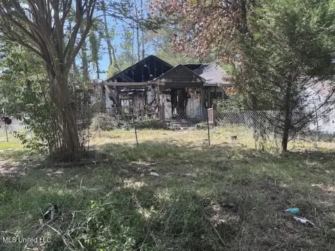 Land in South Jackson