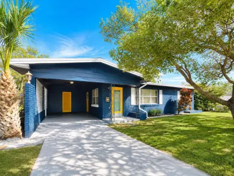 Duplex with Separate Entrances