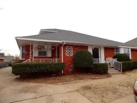 Single-Story Duplex with Garages