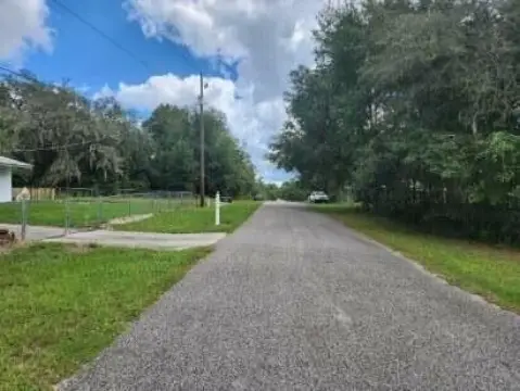 Residential Land in Interlachen, Florida