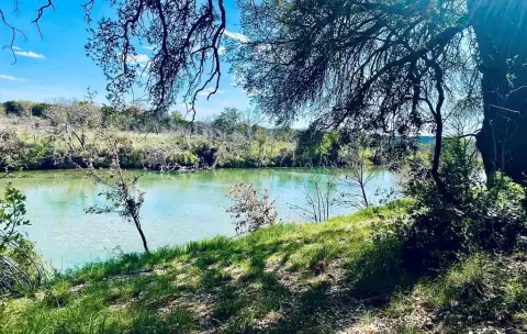 North Llano River Waterfront Land