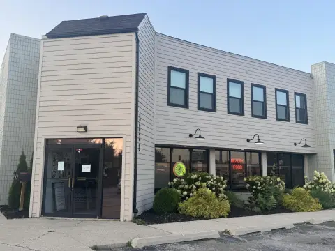 Multi-Unit Flex Building