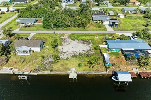 Oversized Building Site in Punta Gorda