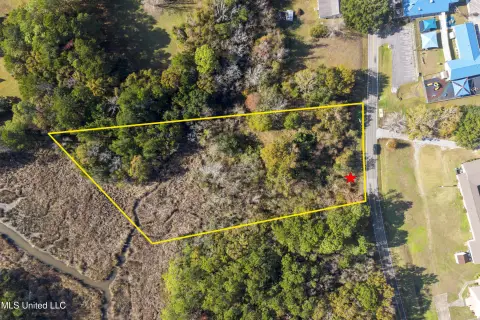 Mixed-Use Land Near Highway 90