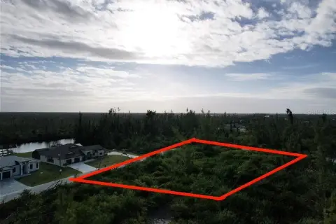 Oversized Corner Waterfront Lot