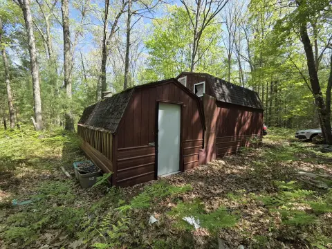Hunting Land with Sheds
