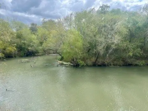 Nueces Riverfront Land