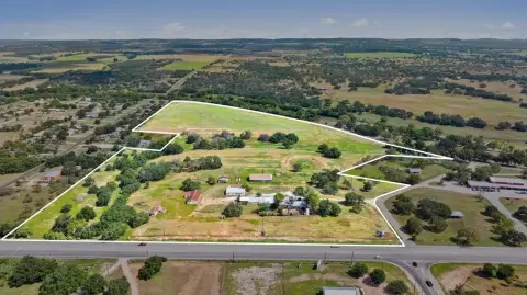 Unrestricted Land in Wine Trail