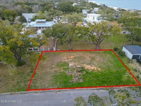 Long Beach Vacant Land