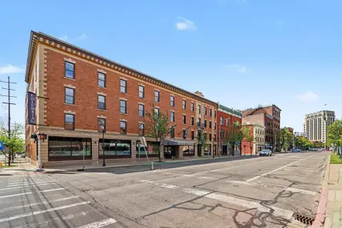 Downtown Kalamazoo Office Suite