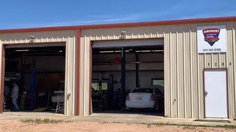 Established Mechanic Shop in Mason