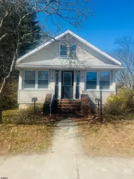 Well-Maintained Pleasantville Duplex For Sale