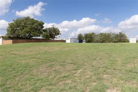 Commercial Land