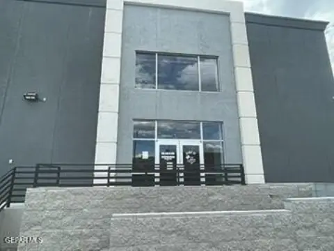 Warehouse with Dock-High Loading