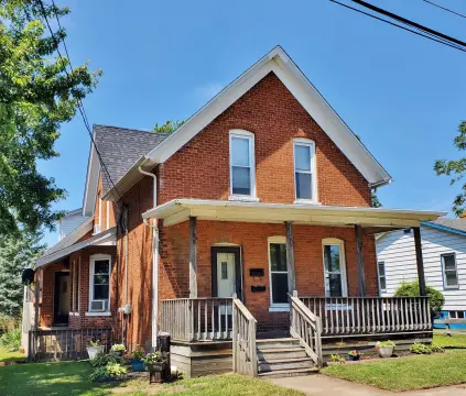 Brick Duplex With Two Units