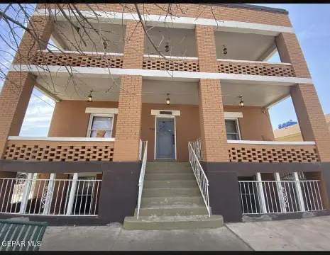 Residential Income Apartment Building