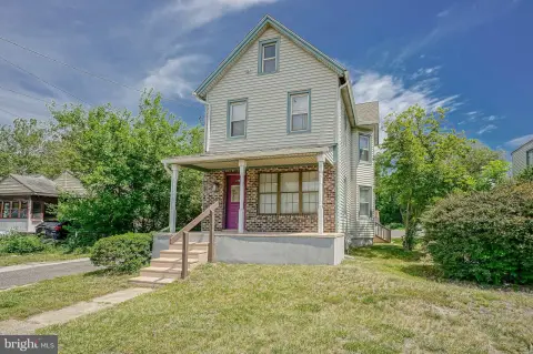 Duplex with Detached Garage Office