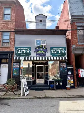 Three-Unit Mixed-Use Building