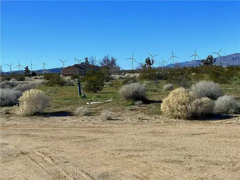 Mojave Land Near Highway 14