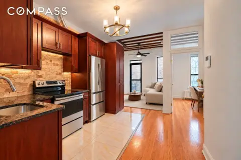 Residential Rental with Private Terrace
