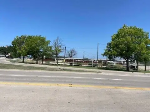 Commercial Lot in Sonora, TX