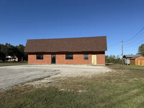Mt Sterling Commercial Building For Sale