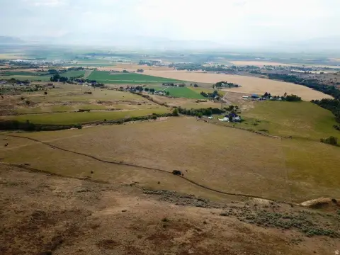 Mountain Retreat Farmland with Private Well