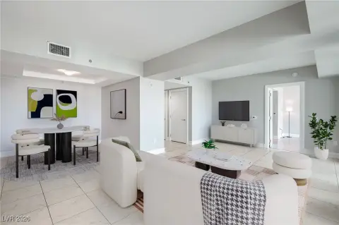 Las Vegas High-Rise Residence