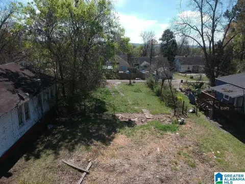 Residential Land in Bush Hills