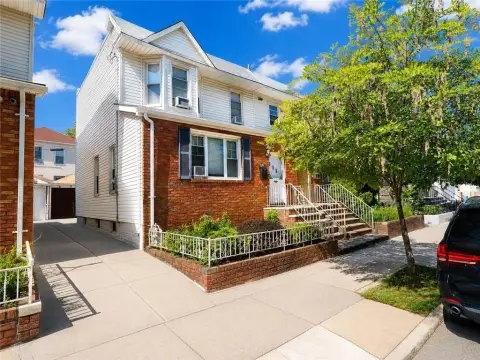 Duplex with Finished Basement