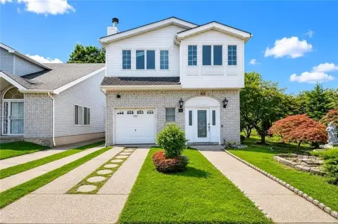 Detached Two-Family Duplex